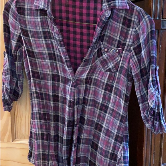 Button down shirt - Picture 2 of 3